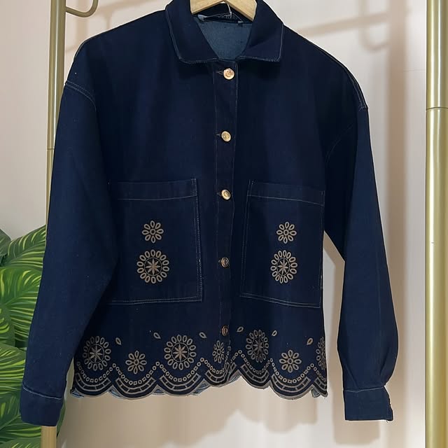 100% cotton denimSizes: s,m,l