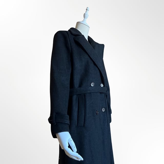 Black coat Sizes: s-m-lPrice: 45$#coats #coat #fas...