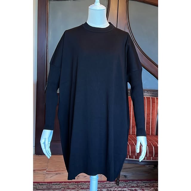 Black soft wool basicOne sizeطول الكنزة: 85 cmعرض:...