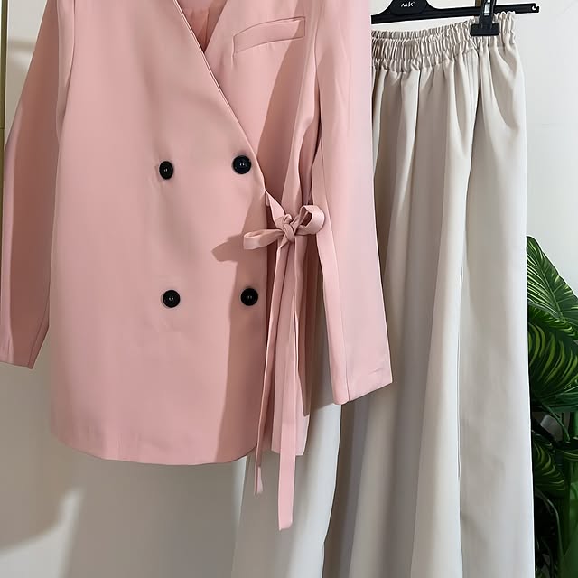Blazer available in 3 colors (pink, beige, &amp; o...