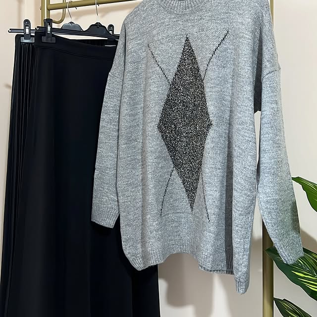 Color: greyOne size(fits44-46)Length: 70cmPrice: 2...