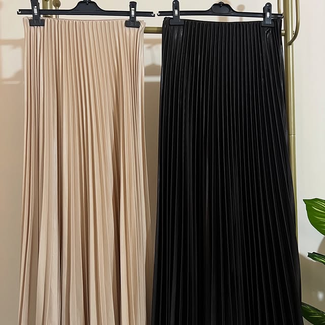 Dark brown and beige Plisse skirt available in fre...