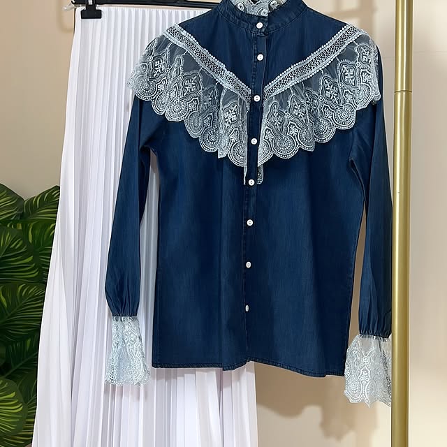 Denim chemise with laceSizes: s,m,l