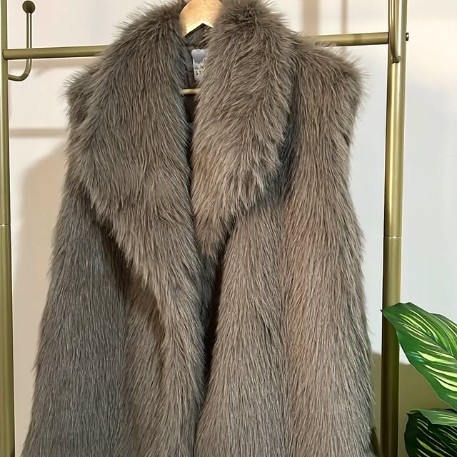 Iman Style Outfit