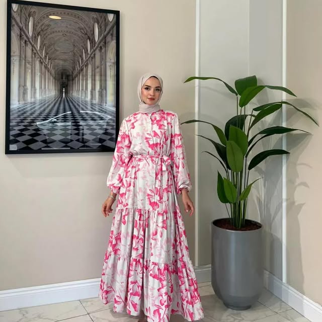 Maxi elegant dress(مع بطانة)Size 1 (36,38,40)Size ...