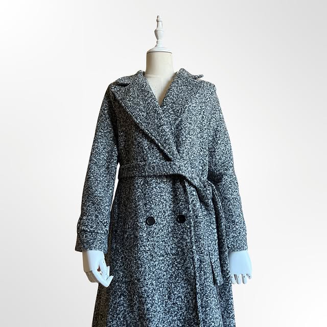 Mixed black &amp; gray coatAvailable in 2 colors: ...