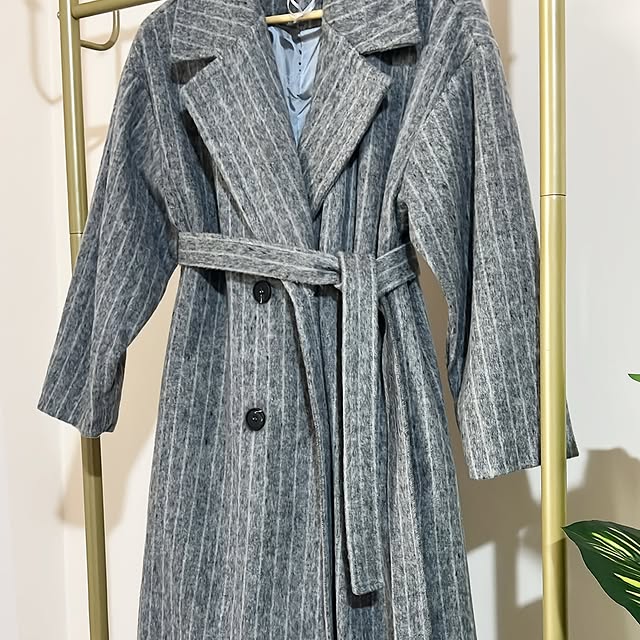 One size (fits up to size 46) coat available in 3 ...