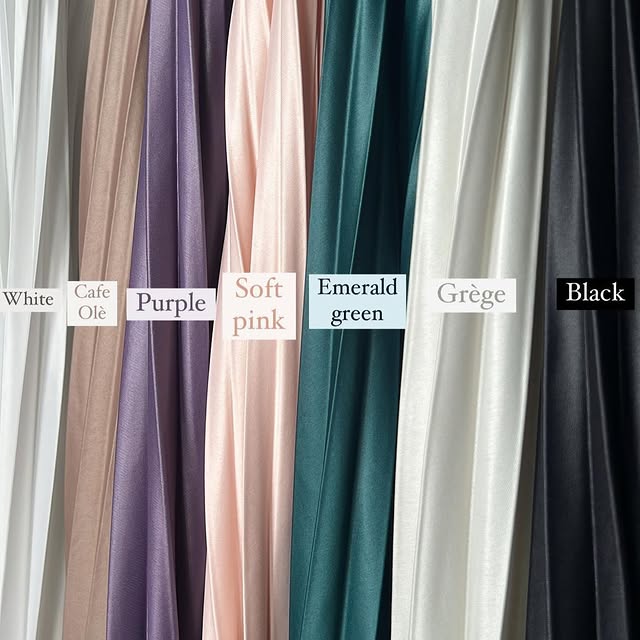 Plise skirt available in 7 colors. Length: 95 cmPr...