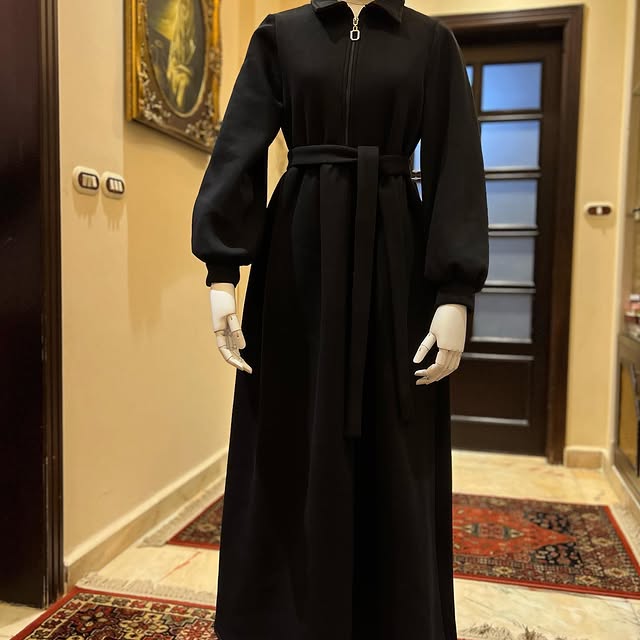 Sporty Fleeced black dress Available in 2 colors: ...