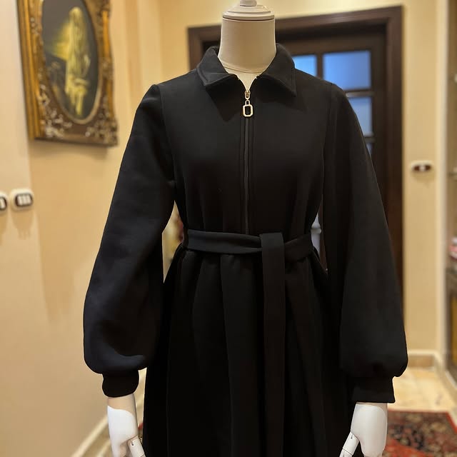 Sporty Fleeced black dress Available in 2 colors: ...