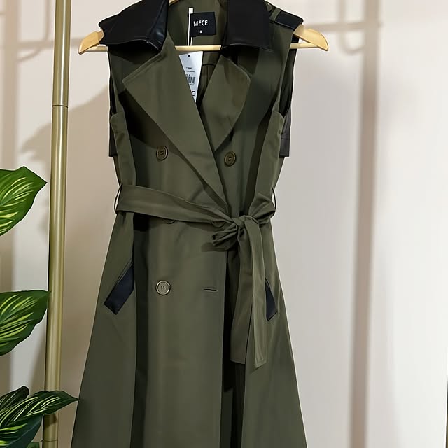 Spring trench coat premium quality Available in si...