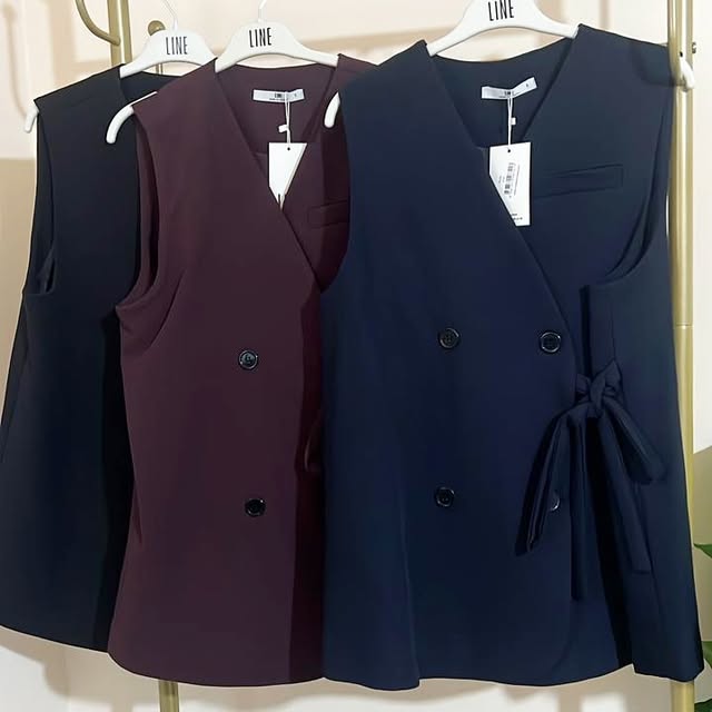 Vest available in 3 colos: navy, burgundy, &amp; b...
